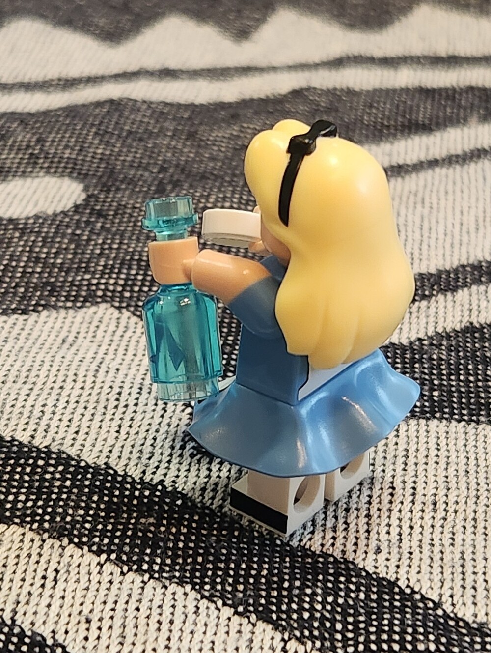 LEGO DISNEY Alice In Wonderland Series 1 Collectible Minifigures 71012 - Picture 9 of 11